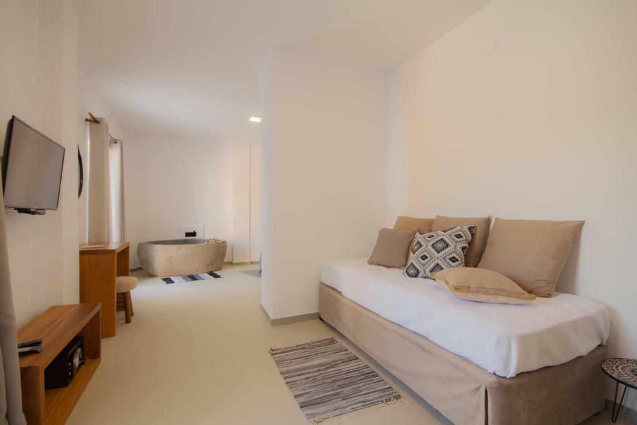 Olive Grove Boutique Hotel Moraḯtika